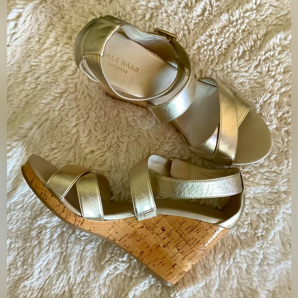 Cole Haan Gold Ankle Strap 4” Wedge Sandals Size 8.5 - Picture 2 of 6